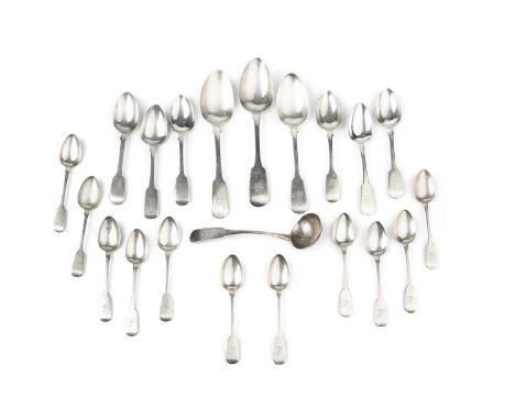 A set of twelve early Victorian Irish silver fiddle pattern teaspoons, by Christopher Cummins Jnr, Dublin 1840, a similar tab