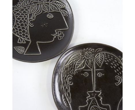 STIG LINDBERG FOR GUSTAVSBERG, two Piazza ceramic portrait plates, Sweden circa 1960s', diameter 19cm.Good condition. 