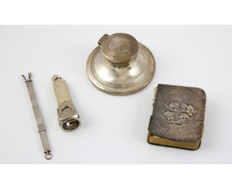 Edward VII silver-mounted miniature prayer book, the cover embossed with cherubs, by G&amp;C Ltd, Birmingham 1908, 5.5 cm hig