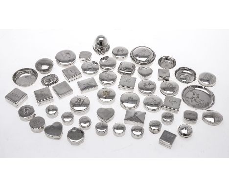 A collection of silver coloured small boxes, mainly Greek, mainly .925 standard, mid 20th to early 21st century, 1229g (39.5 