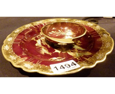 Two Carltonware dishes, largest D: 23 cm 