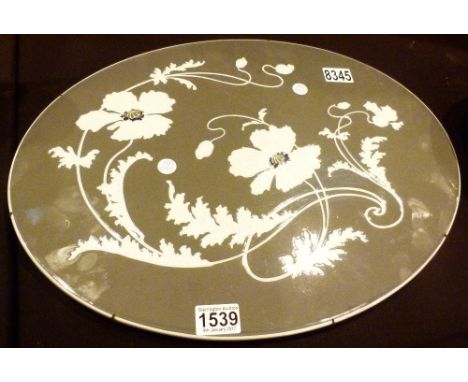 Villeroy and Boch ceramic plaque with floral decoration D: 49 cm 