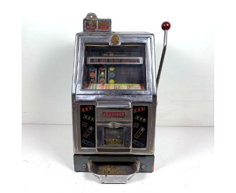 1967 O. D. Jennings &amp; Co. Galaxy Mechanical Jackpot slot machine. Metal case with a glass window. Good visual condition, 