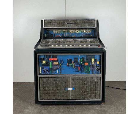 Seeburg Model PFEAIU Fleetwood Electra Standard Jukebox 1965-1966. 160 selections of 33 &amp; 45 RPM records. Visual conditio