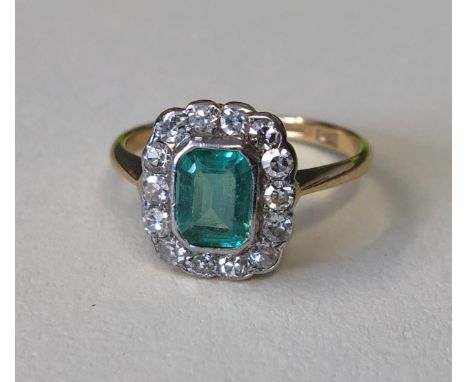 18CT YELLOW GOLD AND PLAT EMERALD AND DIAMOND CLUSTER ART DECO STYLE RING 2.3G APPROX