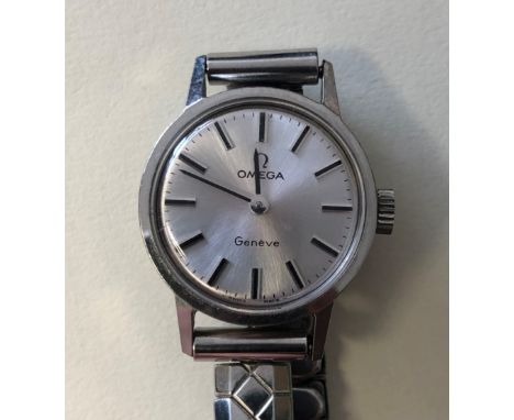 LADIES STAINLESS STEEL OMEGA GENEVE MANUAL WRIST WATCH ON EXPANDING BRACELET 