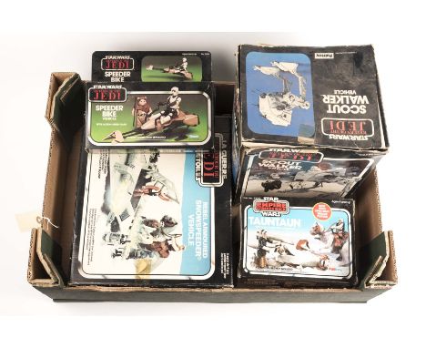 4 Star Wars items. A Palitoy Rebel Armoured Snowspeeder Vehicle (Return of the Jedi French release), 1980. With instructions 
