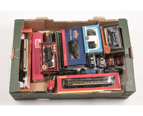 A small quantity of model railway. A Bachmann Class 45XX, Prairy Tank 4571 32-130. A GMR GWR Class 14XX 0-4-2T, RN1466. Airfi