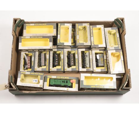 16 Wrenn Freight Wagons. Horse Box SR green.  Steel Wagon N.T.G. 4x Higgs Coal Wagons - 4 colour variations - dark grey, ligh