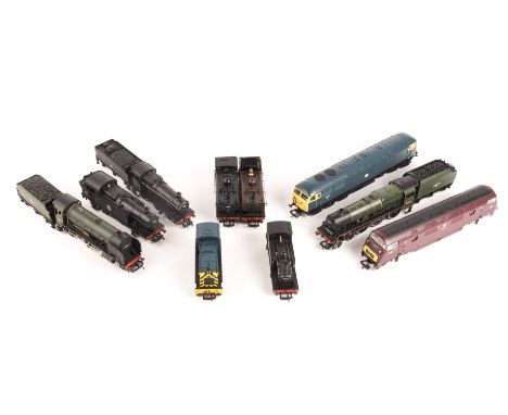 10x OO gauge BR locomotives by Mainline, Bachmann and Hornby. Mainline locos; A Jubilee Class 4-6-0 tender loco, Leander 4569