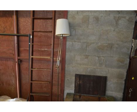 An adjustable standard lamp lacking lead
