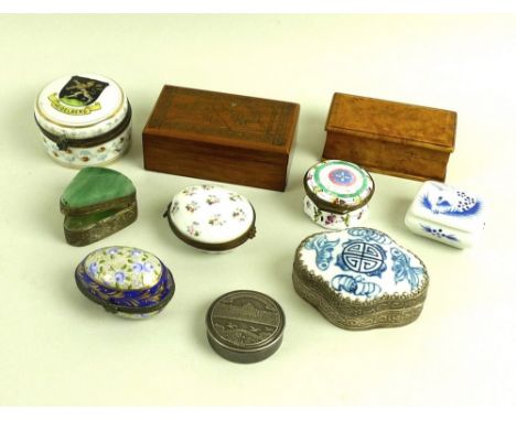 A small collection of ceramic lidded patch boxes, including Limoges, together with with two wooden stamp boxes, 9 by 4.5 by 3