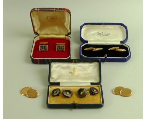 A collection of 9ct gold chain link cufflinks, comprising a pair of engine turned rose gold ovals, 7.5g and a pair of cigar s