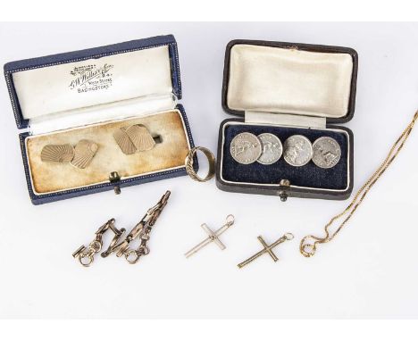 A quantity of miscellaneous gold and cufflinks, including two cross pendants, an engraved wedding band, ring size K 1/2, a 9c