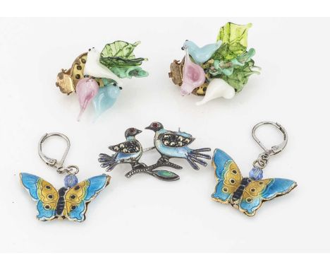 A silver and enamel bird brooch, set with marcasite, 3.1 cm by 1.6 cm, together with a pair of glass bird earrings, and a pai