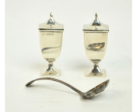 A pair of George V hallmarked silver cruet in stylised square urn form, Goldsmiths & Silversmiths Co. Ltd, London 1920, heigh