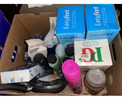 BOX CONTAINING EASYFEET FOOT CLEANERS, COFFEE AND TEA, AS NEW READING GLASSES, CLEANING PRODUCTS, BRIEFCASE AND A TOOLBOX