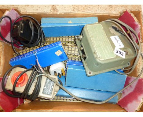 HORNBY DUBLO TRACK 3 R, POINTS, T/W CONTROLLERS