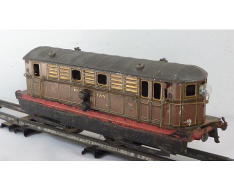 HORNBY ‘0-4-0’ EARLY E36 ‘METROPOLITAN 2 ’ LOCOMOTIVE BASED ON THE METROPOLITAN LINE. AN UNBOXED EXAMPLE C.1927-35 WITH DROP 