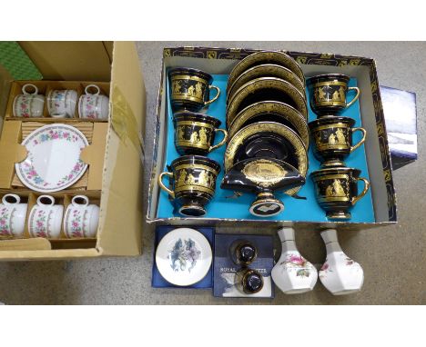 Mixed china including Royal Worcester, Royal Crown Derby, Hammersley, etc. **PLEASE NOTE THIS LOT IS NOT ELIGIBLE FOR POSTING