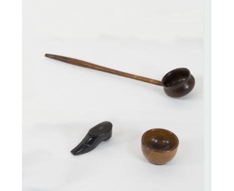 A treen toddy ladle, a small bowl and a shoe snuff box