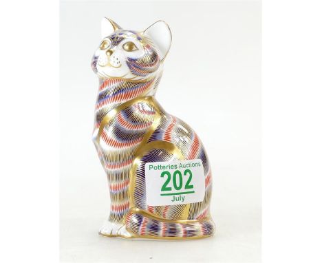 Royal Crown Derby Kitten sitting