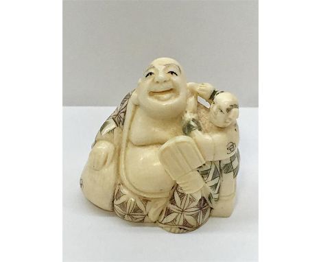 Japanese Early 20th Century period Ivory netsuke signed measures approx 36mm tall