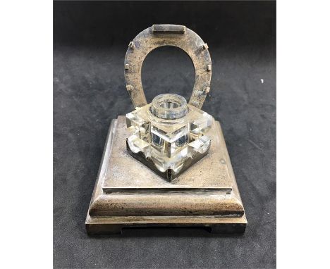 Antique Russian Silver horse shoe ink stand Russian Silver hallmarks measures approx 9.5cm tall base measures 9.5 by 9.5cm co