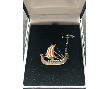 OF HJORTDAHL Viking ship brooch Norway Sterling Silver and enamel measures approx 3cm long in good condition 