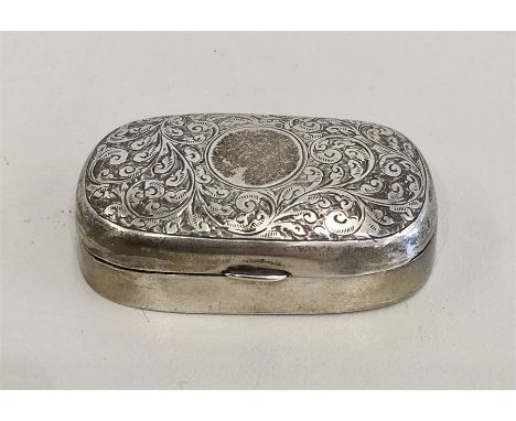 Antique Silver snuff / pill box Birmingham Silver hallmarks with Silver jubilee pill box and Silver salt 