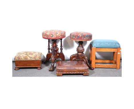 Victorian stained wood piano stool, adjustable circular seat, with Bargello style upholstery, tripod legs with carved knees, 