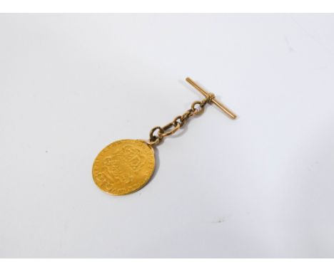 George III Gold guinea, mounted on rose 9ct gold T bar and fob chain, gross weight of lot 12.7 grams 