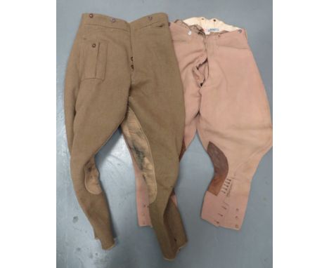 WW2 Dispatch Rider Breeches thick, khaki material, wide leg breeches. &nbsp;Inner calf with khaki reinforcement panels. &nbsp