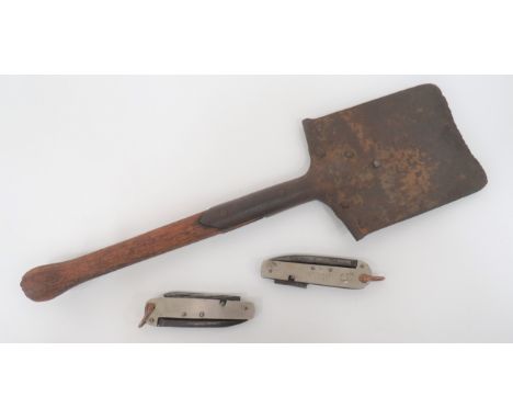 1940 Dated 1st Pattern British Entrenching Tool German style head with rolled steel top. &nbsp;Conical securing bracket dated