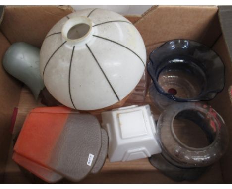 Collection of various 20th C glass light shades, including shell wall light, two blue tint oil lamp shades, etc (9) 