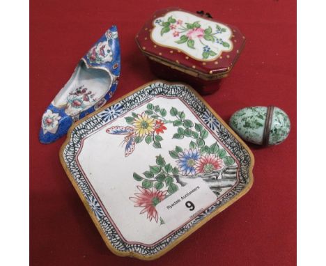 20th C Limoges lidded box with gilt metal mounts L8cm W6cm H4.5cm, Japanese Cloisonné ware trinket dish decorated with flower