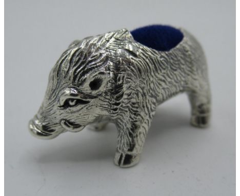 Small silver pin cushion in the form of a Boar, stamped Sterling, L3cm 