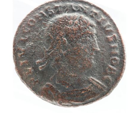 Ancient Roman coin - 2 Centurions standing with standards. UK P&amp;P Group 0 (£6+VAT for the first lot and £1+VAT for subseq