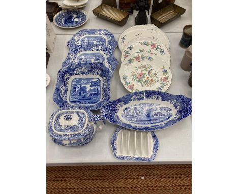 A COLLECTION OF BLUE AND WHITE POTTERY TO INCLUDE SPODE PLATES, DISHES, TEAPOT, TOAST RACK PLUS AYNSLEY 'PEMBROKE' LARGE PLAT