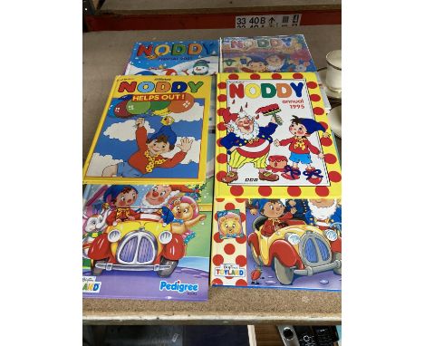 A COLLECTION OF VINTAGE NODDY ANNUALS 