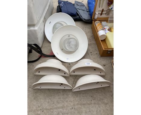 TWO CIELING LIGHT FITTINGS AND FOUR WALL LIGHTS 