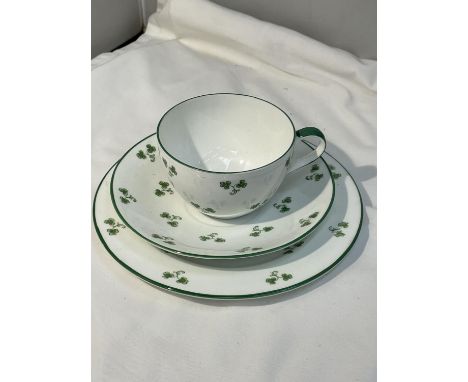 A SHELLEY FOLEY WILEMAN SHAMROCK TRIO WITH BUTE SHAPED CUP CIRCA 1908-1910 