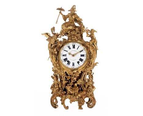 Edme-Jean Causard,1720 – 1780PENDULE ROCAILLE „AU CHINOIS“Höhe: 80 cm. Das Zifferblatt signiert „Causard à Paris“ für Edmé-Je