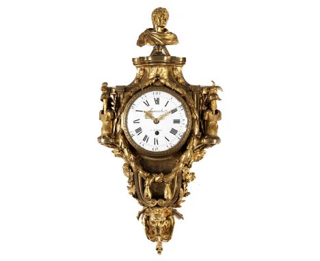 Louis XVI-CarteluhrHöhe: 79 cm. Zifferblatt signiert „Laresche à Paris“. Frankreich, zweite Hälfte 18. Jahrhundert.Funktionen