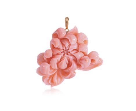 A CARVED CORAL 'PEONY' PENDANT
Featuring a carved coral in the form of a peony flower, attached to a yellow gold clasp marked