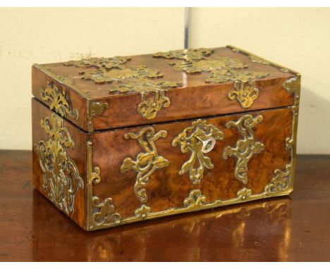 Victorian engraved brass mounted burr wood tea caddy, the hinged cover opening to reveal a partitioned lidded interior   Cond
