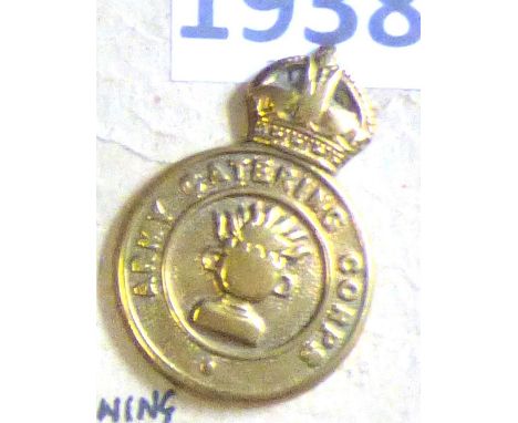 British Corps -Army Catering Corps -Brass KC (1941-1946)                             