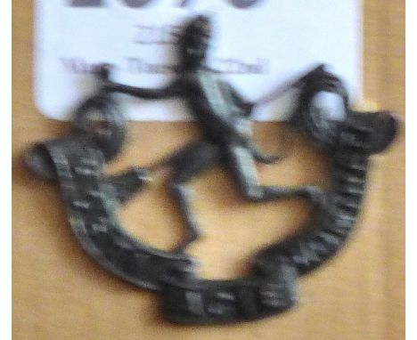 Canada - 8th Infantry Battalion Officers Cap Badge - Bronze