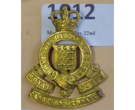 Canada - Royal Canadian Ordnance Corps Cap badge - Brass QC