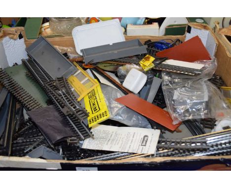 Quantity of assorted model train track, cabling, power unit etc